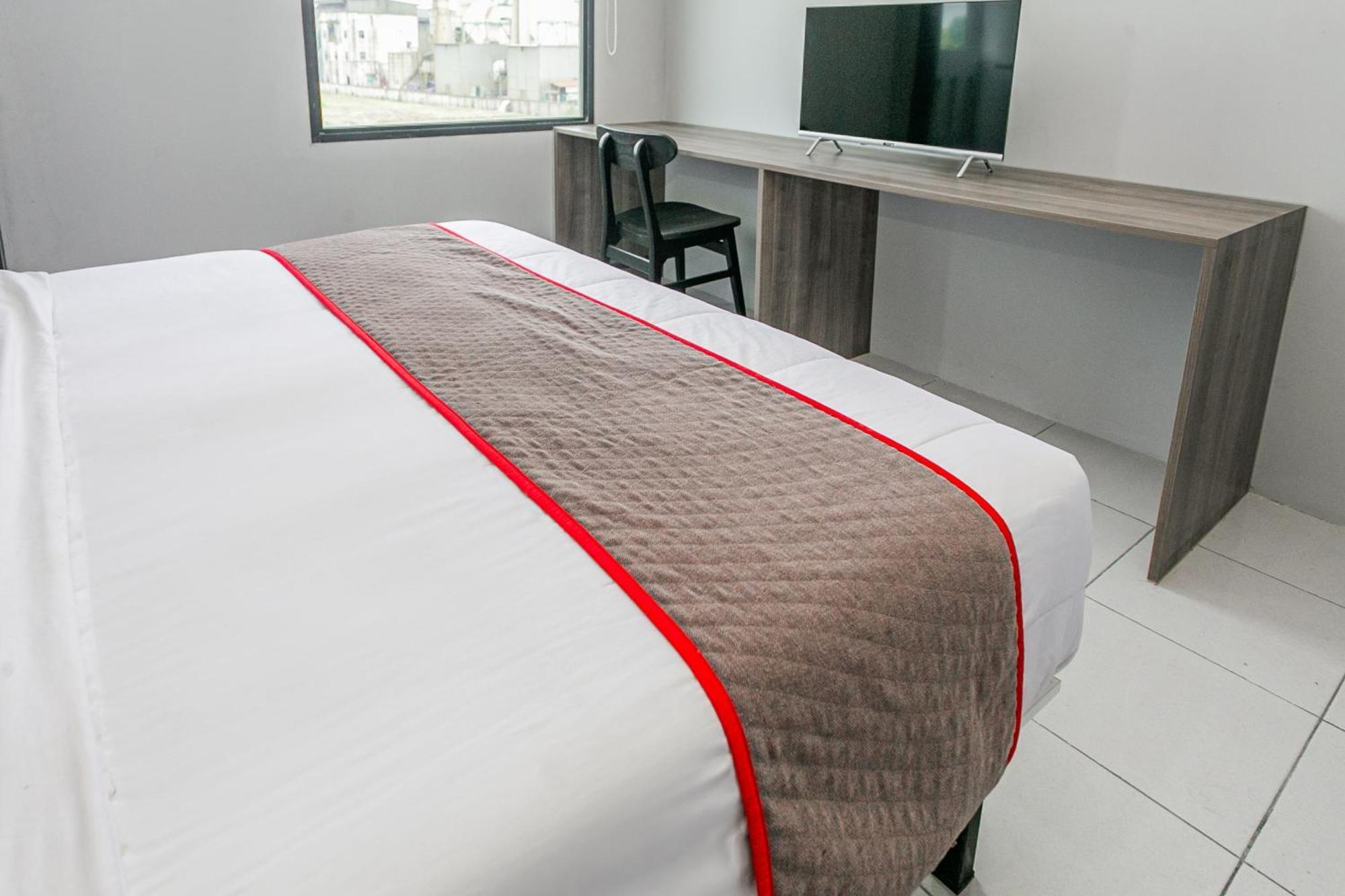 Hotel O Apartment Riverdale Cikarang Near Sgc Mall Бекаси Экстерьер фото